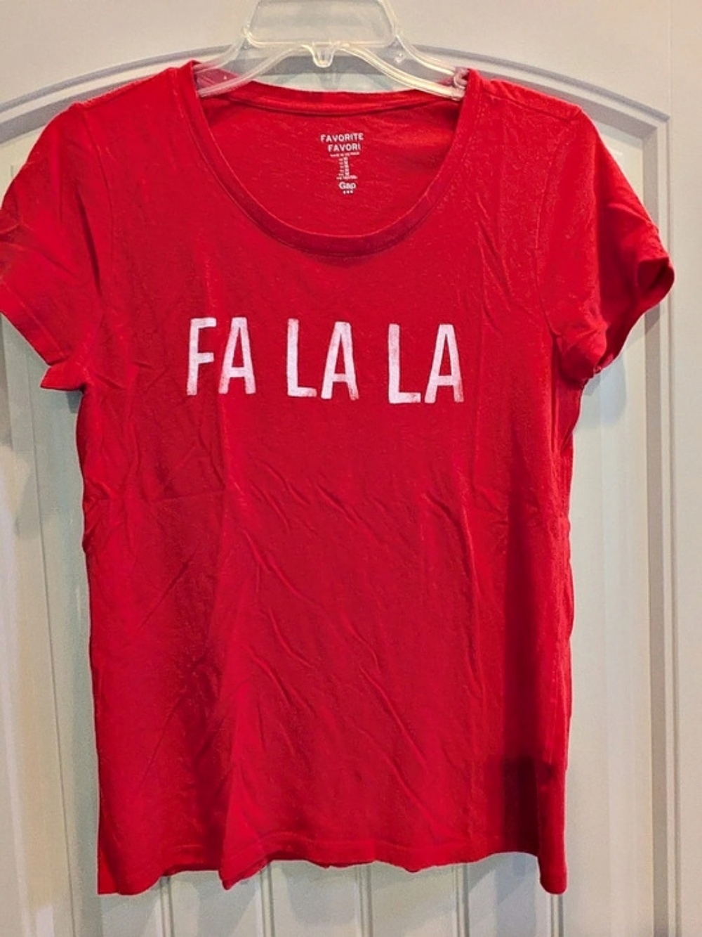 Gap Favorite T-Shirt Fa La Graphic Red Medium